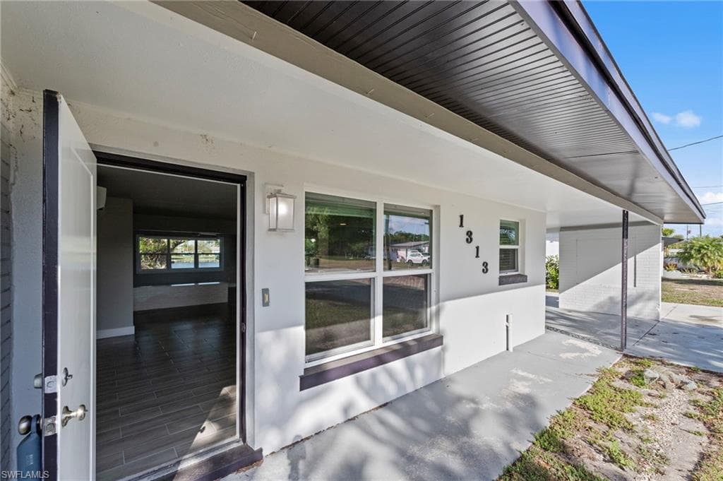 1313 Thompson ST-3