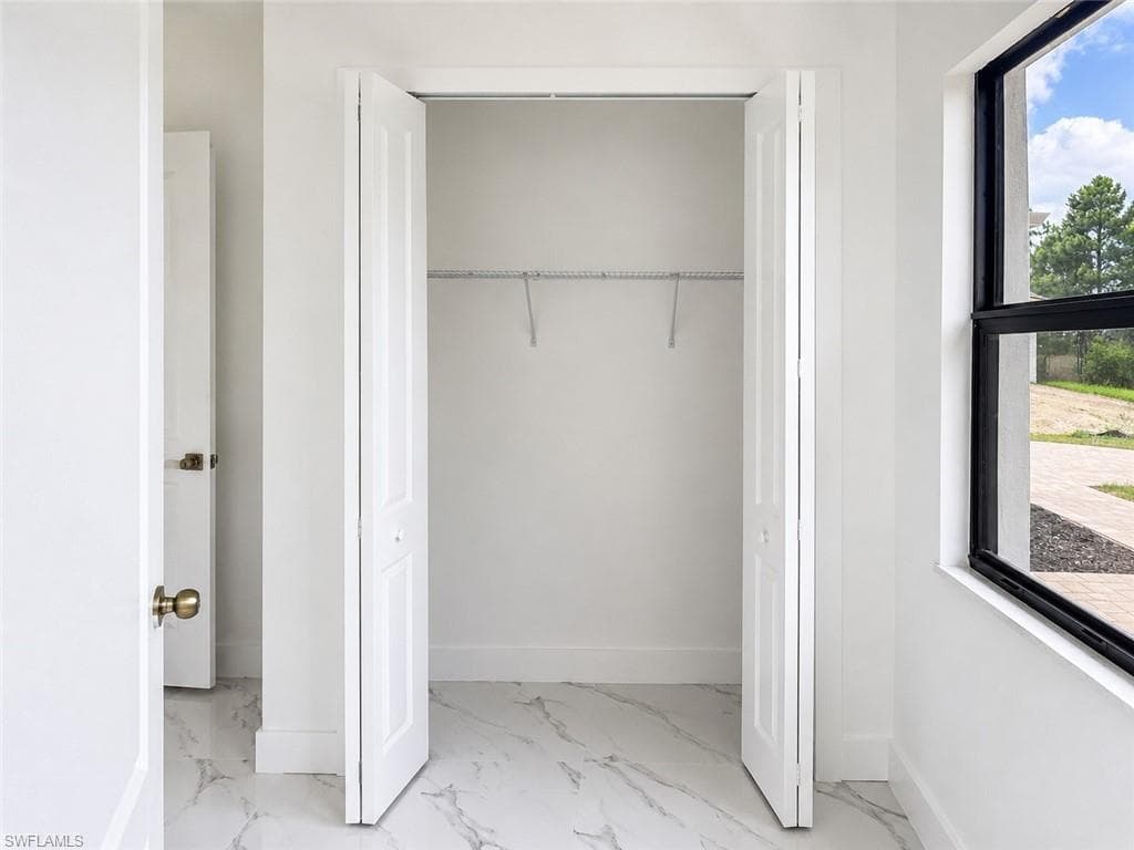 811 Dartmouth CT-13