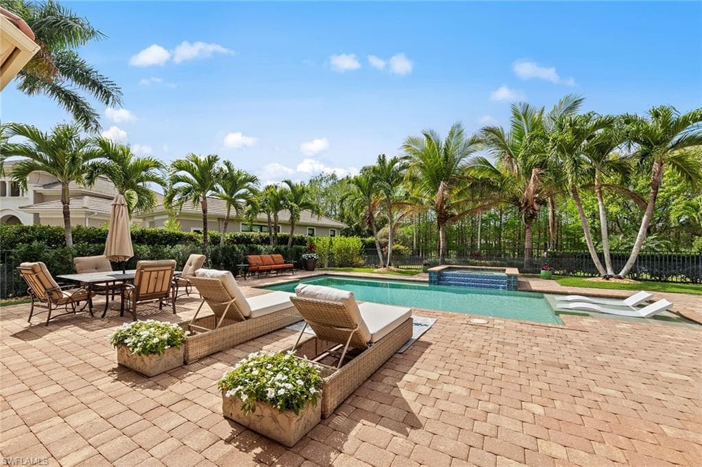 6081 Tamworth CT-36