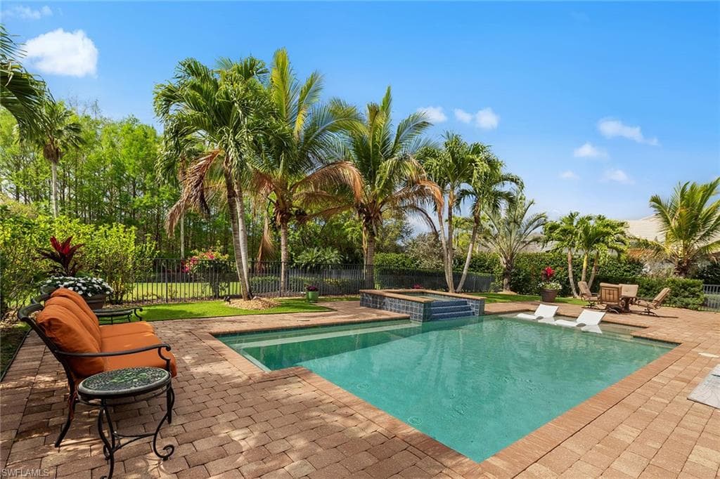 6081 Tamworth CT-38
