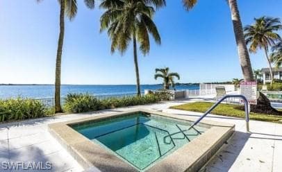 3350 N Key DR 713-27