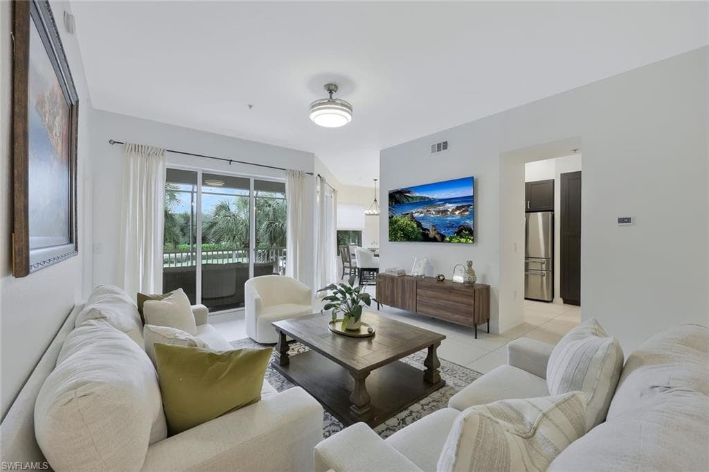 9210 Belleza WAY 204-5