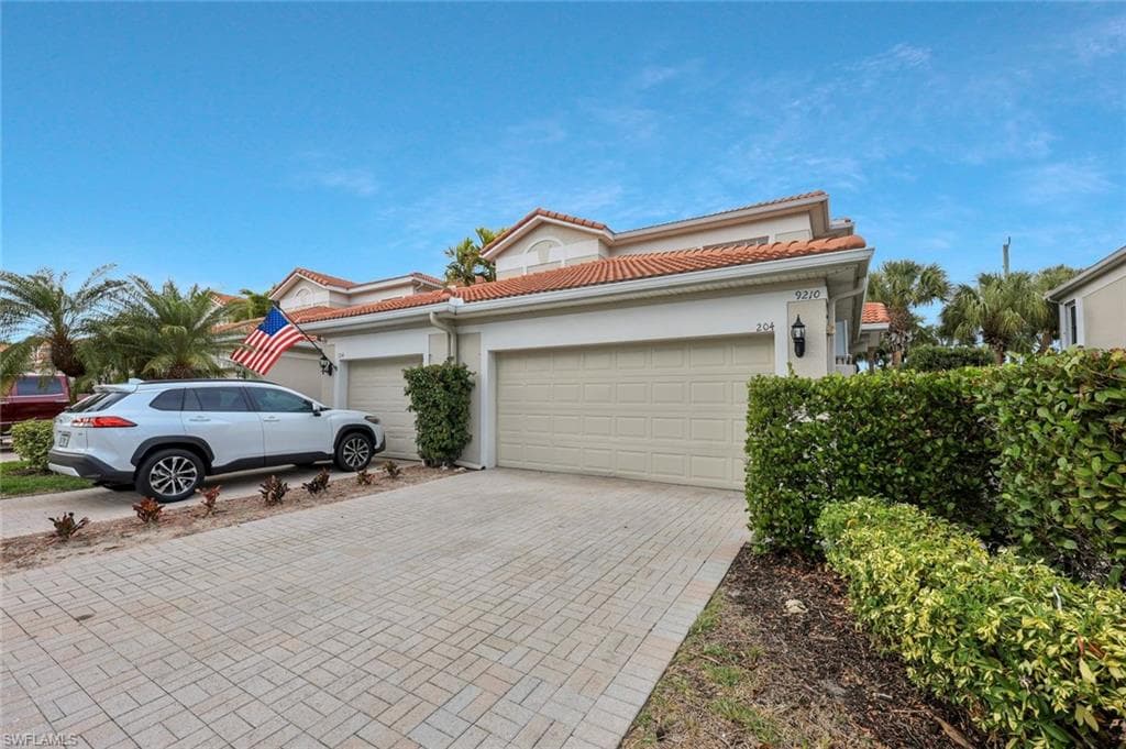 9210 Belleza WAY 204-0