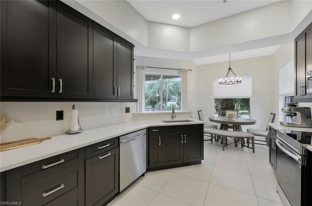 9210 Belleza WAY 204-9