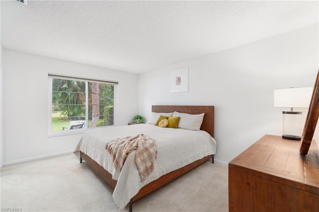 1094 Forest Lakes DR-20