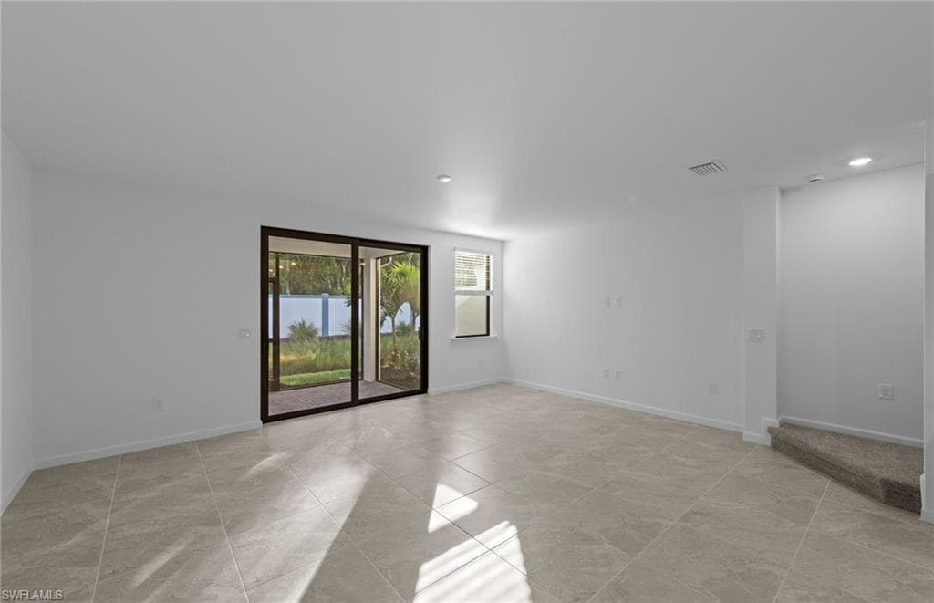27899 Radiant CT-18