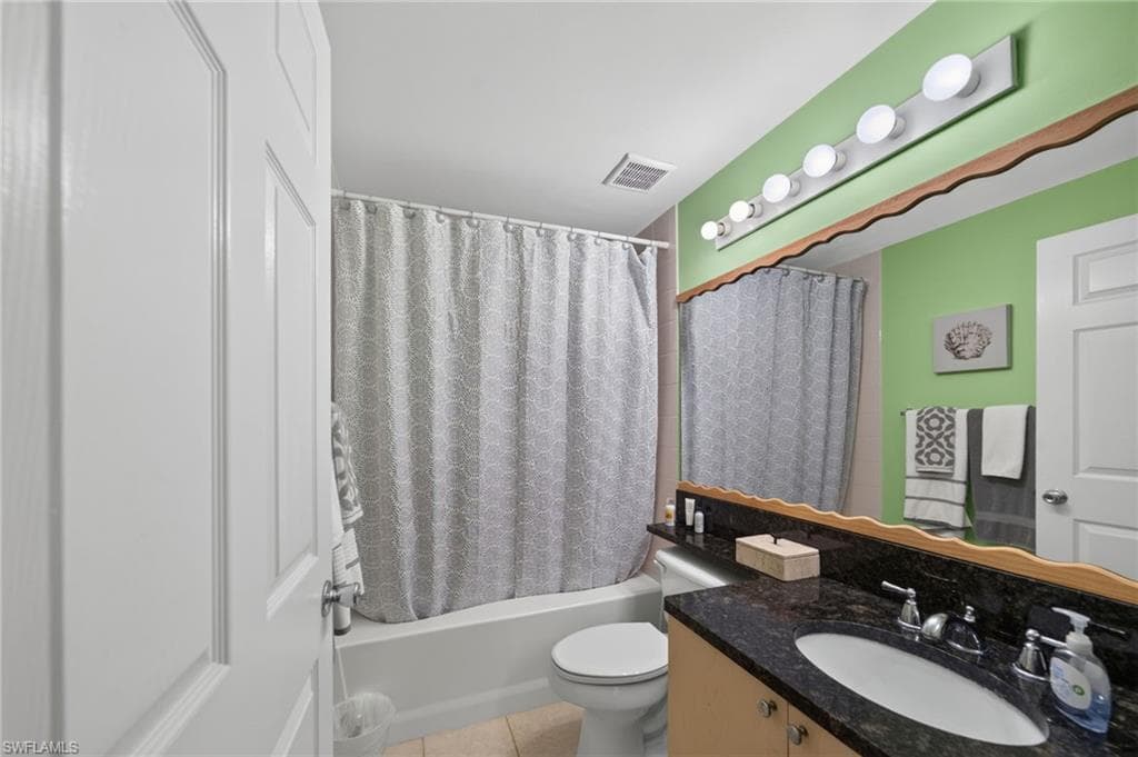 1105 Reserve CT 206-8