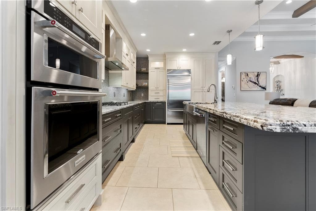 10102 Palazzo DR-7