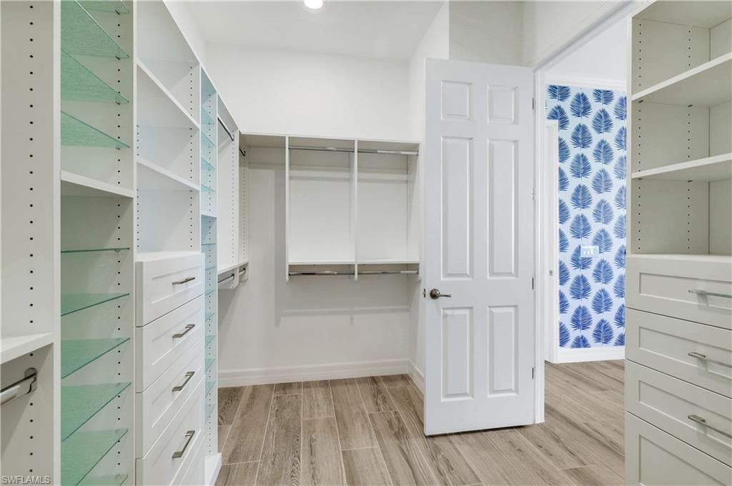 13528 Blue Bay CIR-15