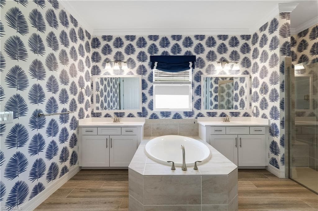 13528 Blue Bay CIR-13
