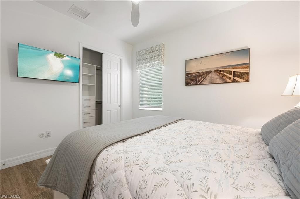 13528 Blue Bay CIR-24