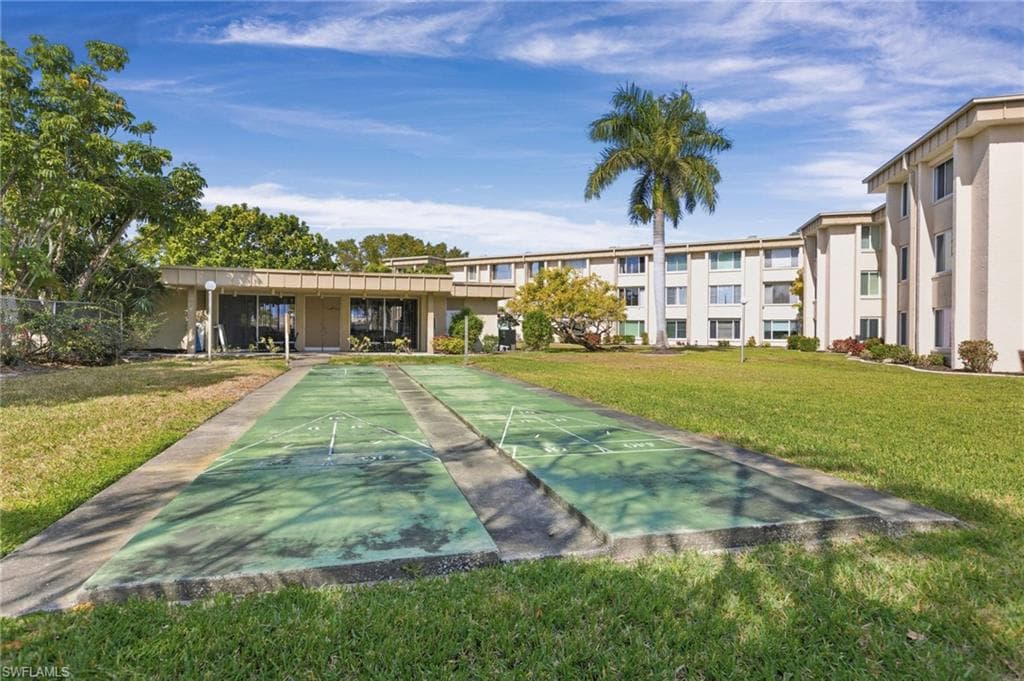 2244 Winkler AVE 301-22