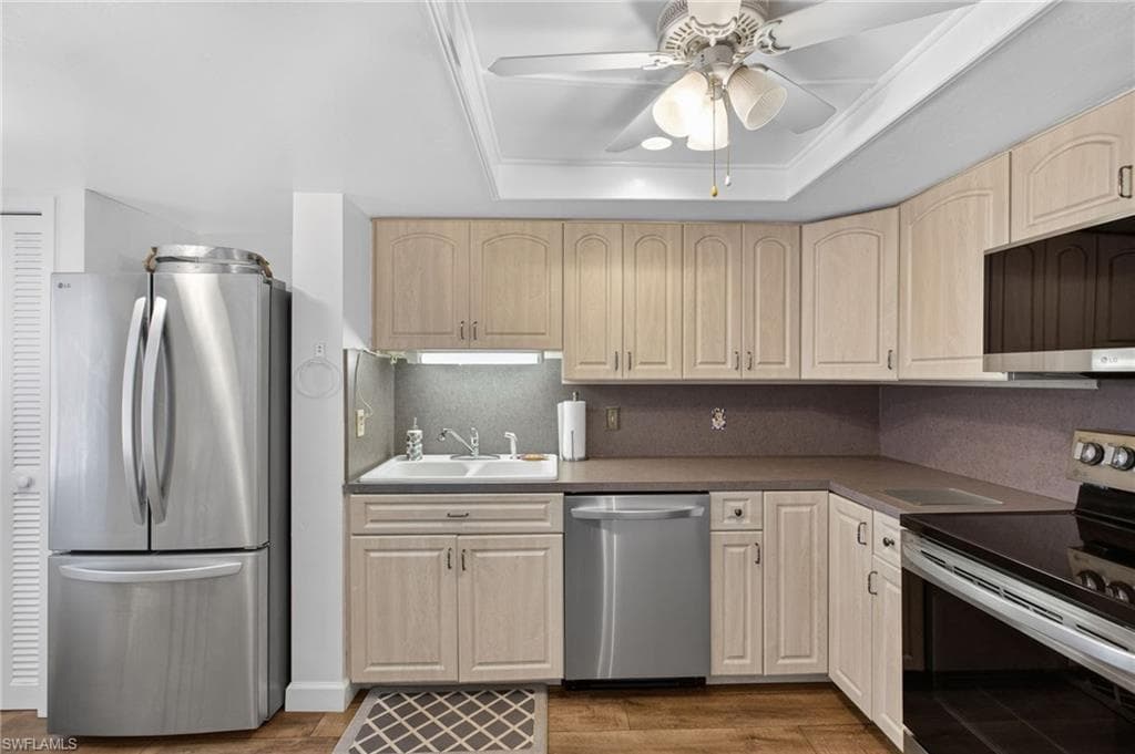 2244 Winkler AVE 301-13
