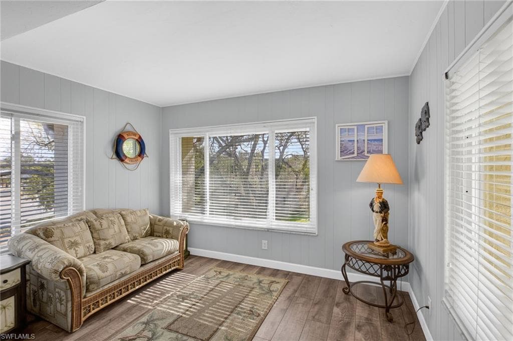 2244 Winkler AVE 301-10