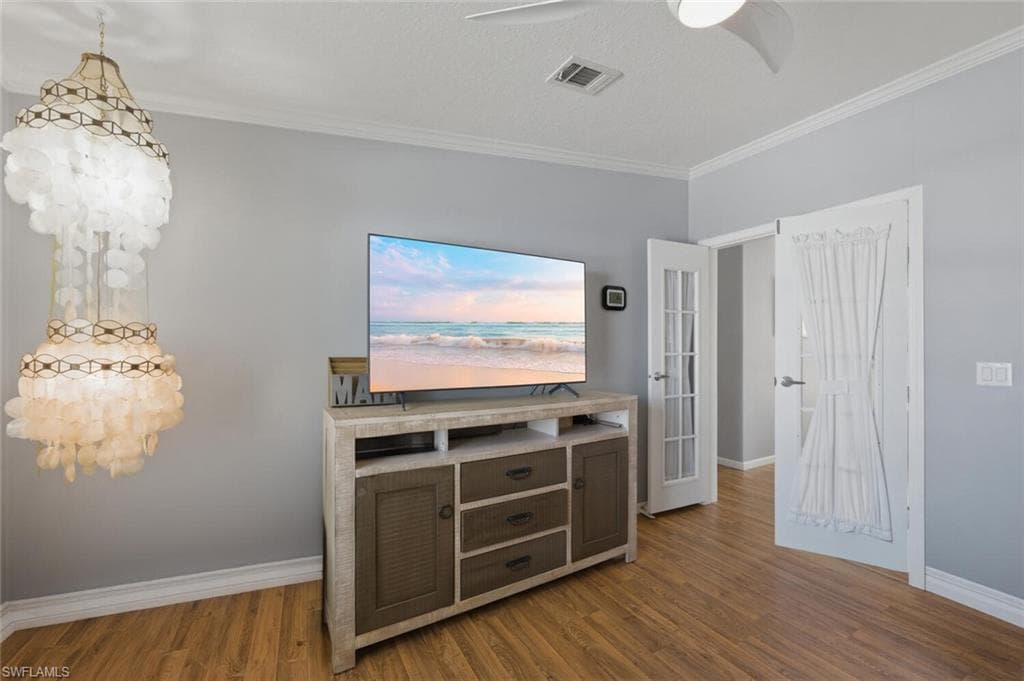 561 Charlemagne BLVD-17