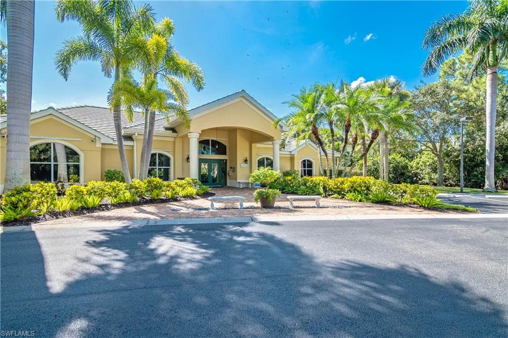 22992 Lone Oak DR-33