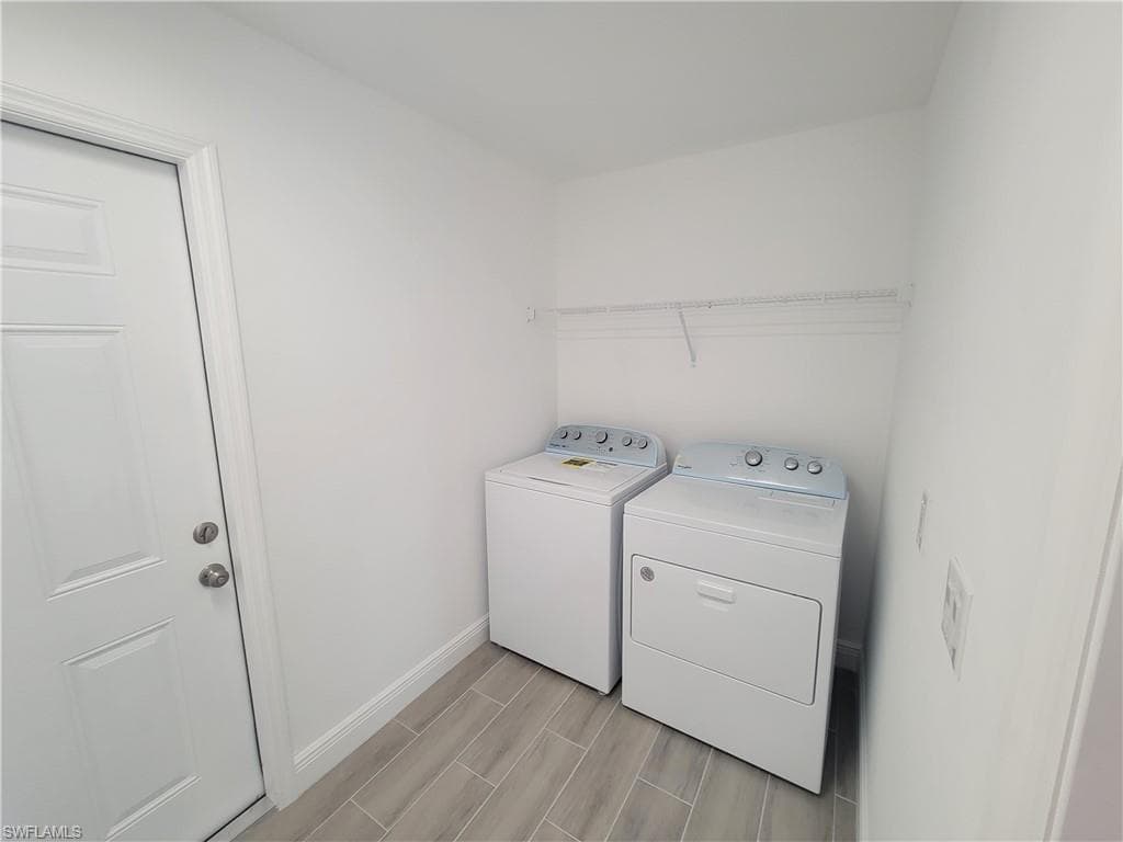 2156 Edison AVE-17