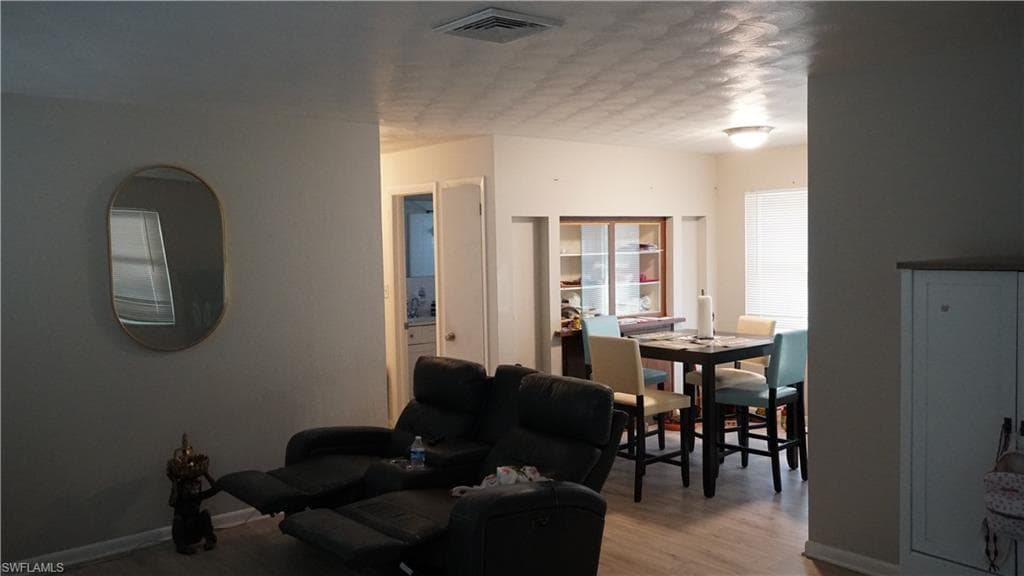 1159 Polk ST-11