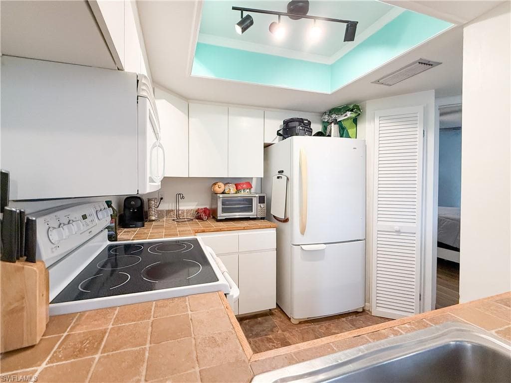 370 Townhouse LN 66-26