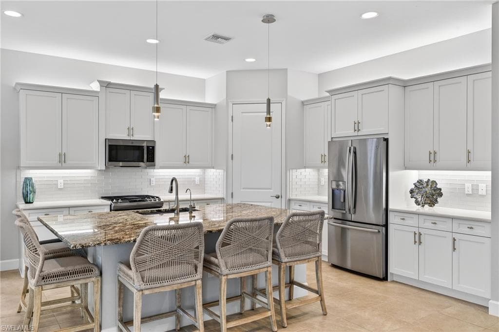 28474 Capraia DR-16
