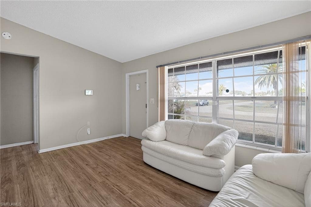 2312 Orange ST-1
