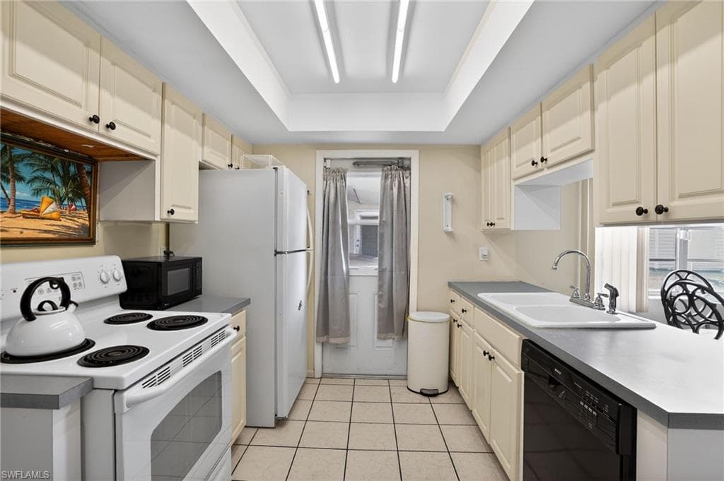 2312 Orange ST-6