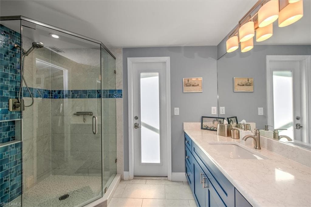 4771 Palmetto TER-16