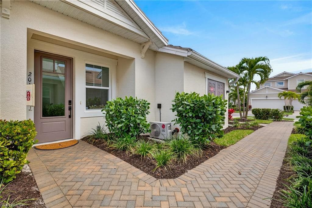 4683 ARBORETUM CIR 201-33