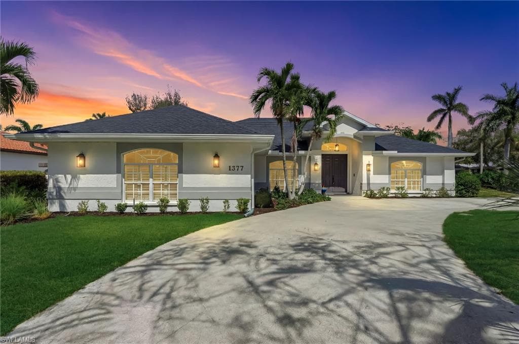 1377 Coconut DR-49