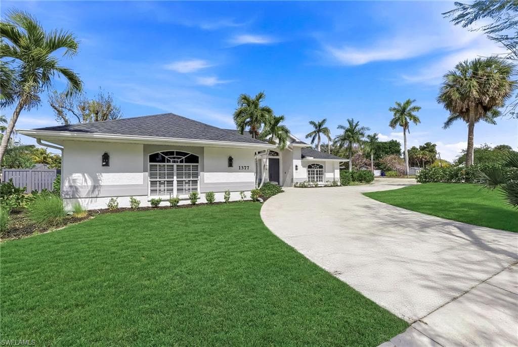 1377 Coconut DR-47