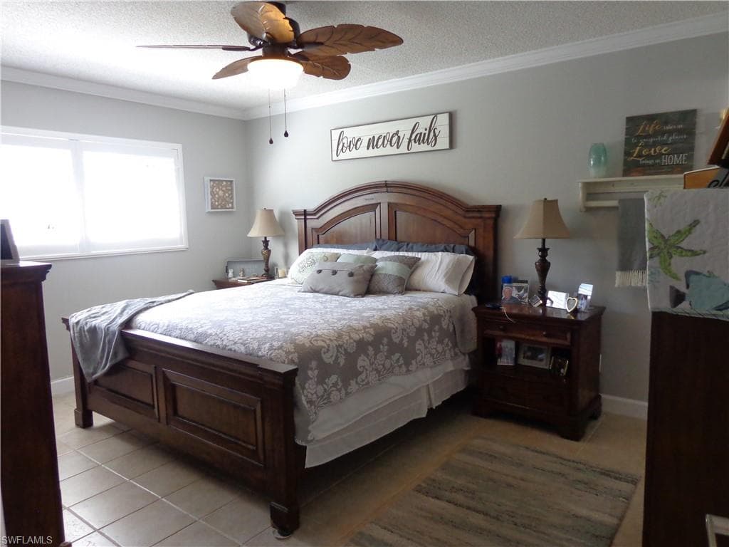 3390 N Key DR 2-20