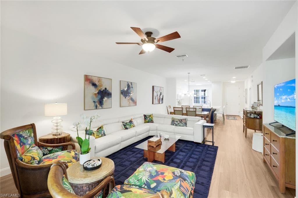 4843 Hampshire CT 105-12