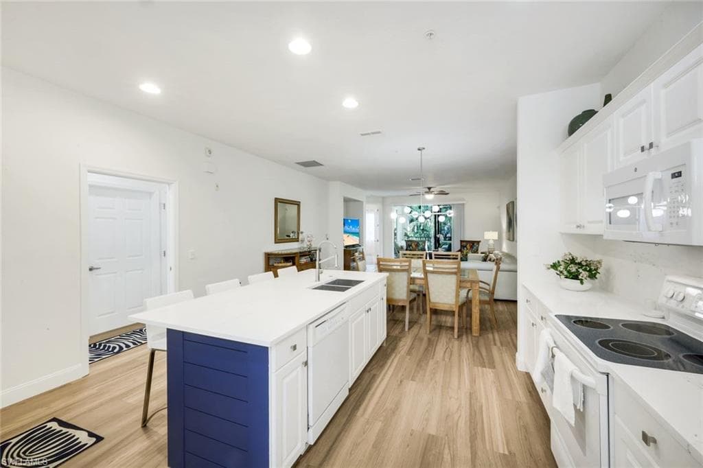 4843 Hampshire CT 105-6