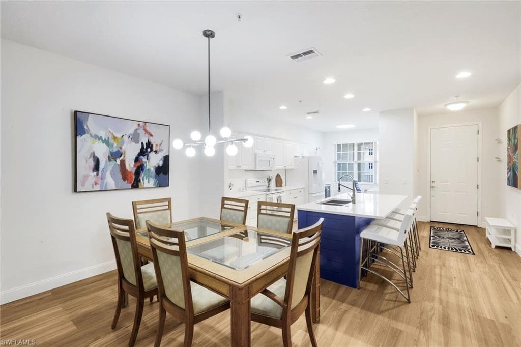 4843 Hampshire CT 105-8