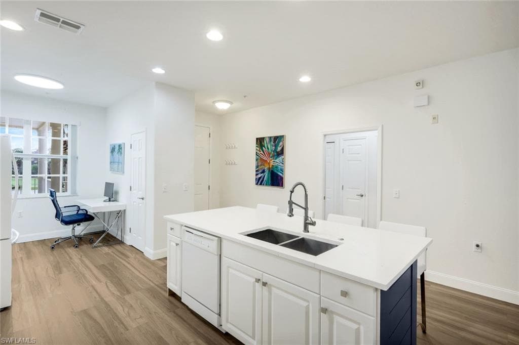 4843 Hampshire CT 105-10