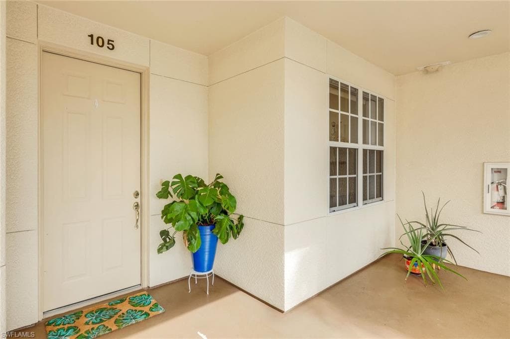 4843 Hampshire CT 105-3