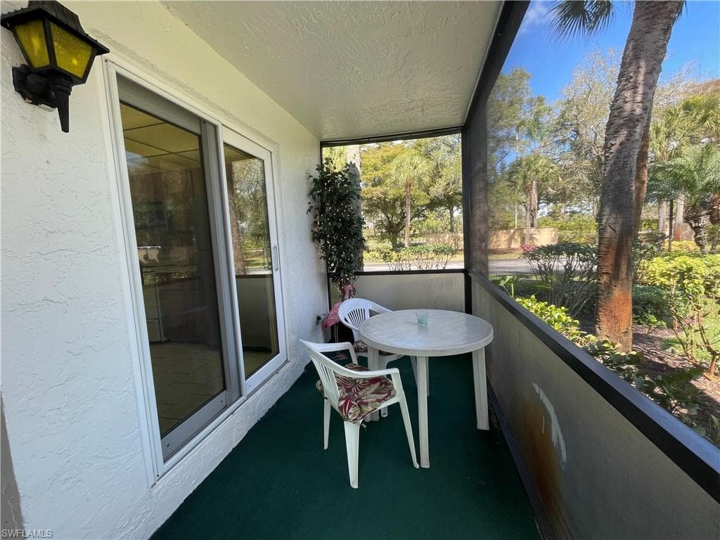 4070 Looking Glass LN 3101-17