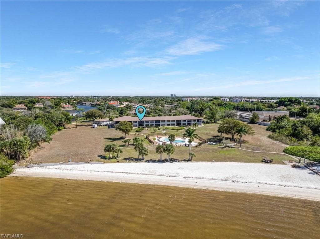 12498 Riverside DR 205-41