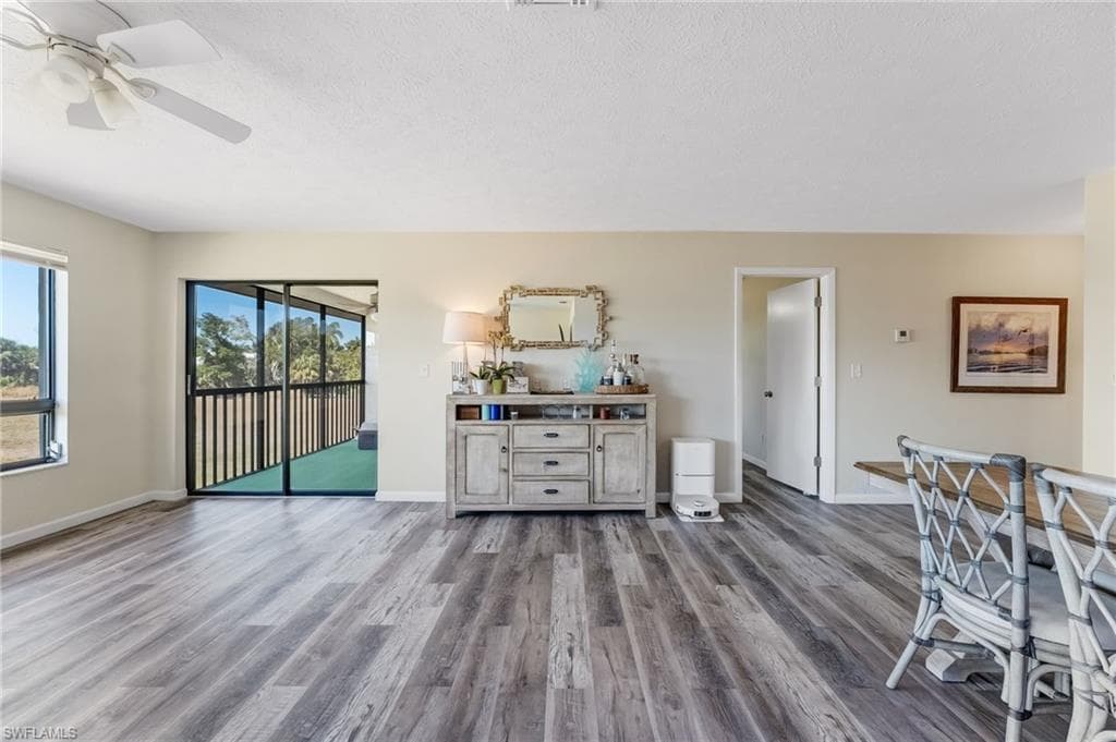 12498 Riverside DR 205-12