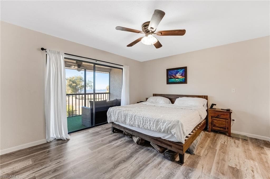 12498 Riverside DR 205-19