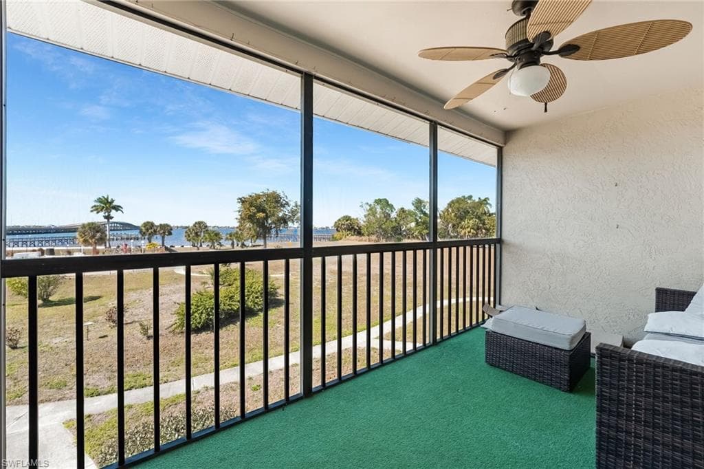 12498 Riverside DR 205-13