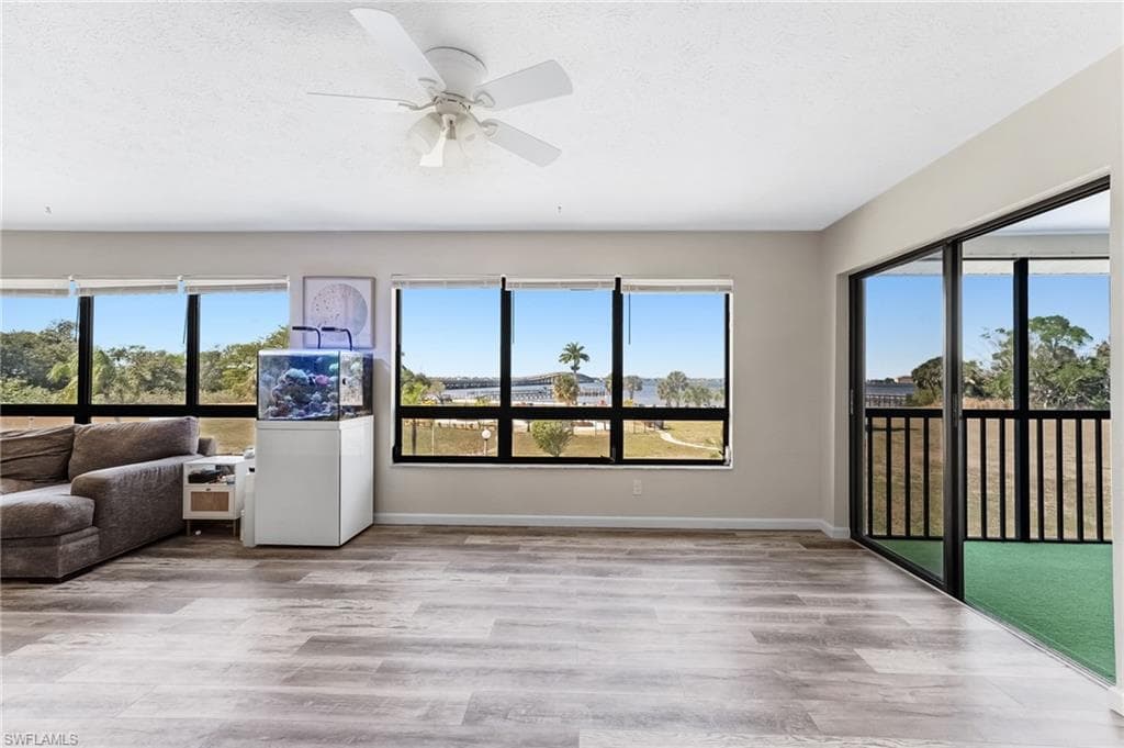 12498 Riverside DR 205-10