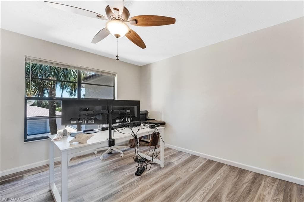 12498 Riverside DR 205-24