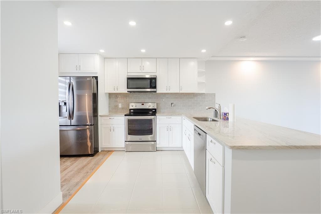123 Palm DR 2865-10