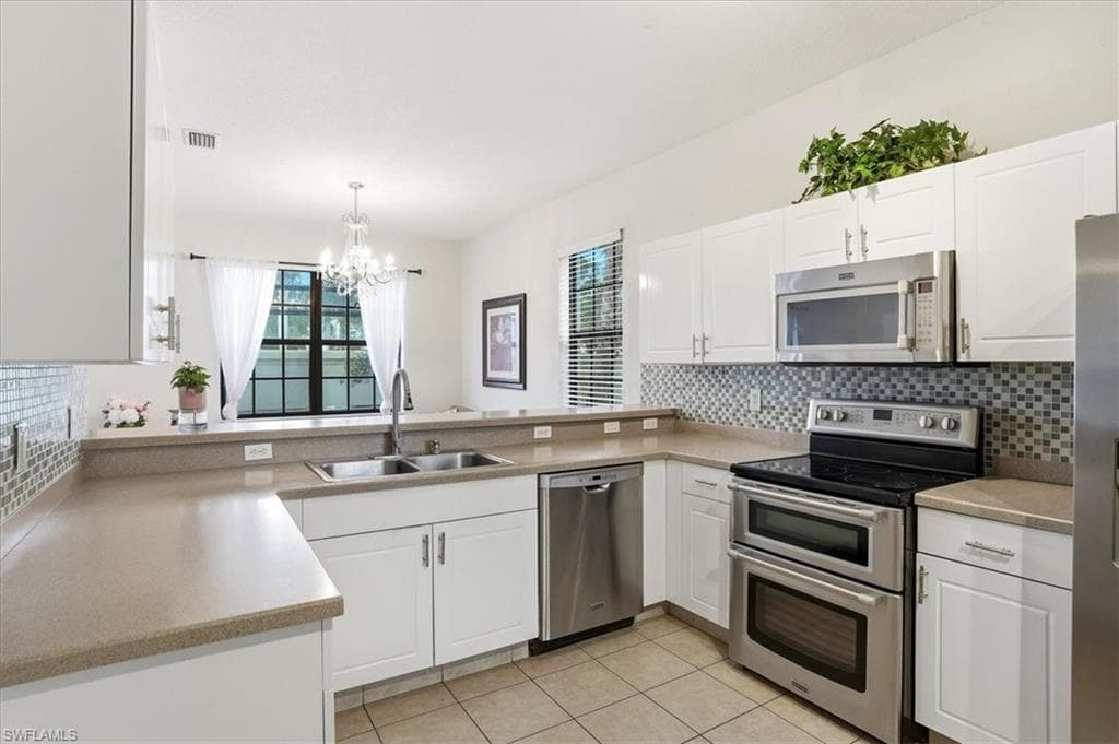7576 Bristol CIR-9