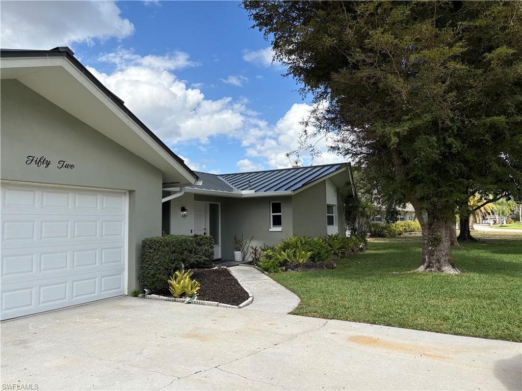 5652 Eichen CIR E-1