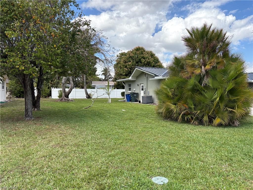 5652 Eichen CIR E-15