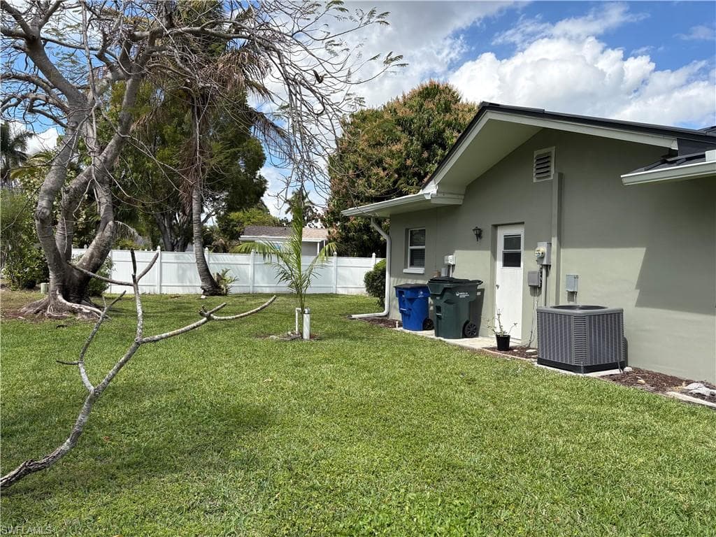 5652 Eichen CIR E-14
