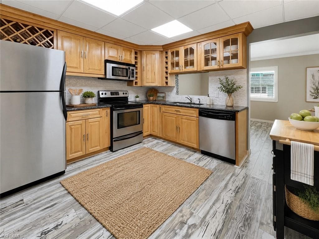 3366 N Key DR 7-10