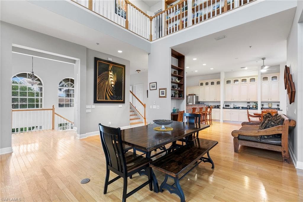 1927 Sheffield AVE-23